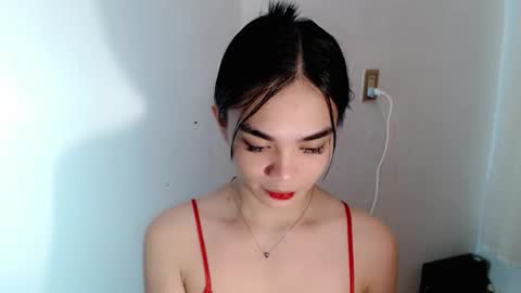 Snapshot of sassy_keath chatting on May 25, 2:56 pm Keath online show from May 25, 2:56 pm