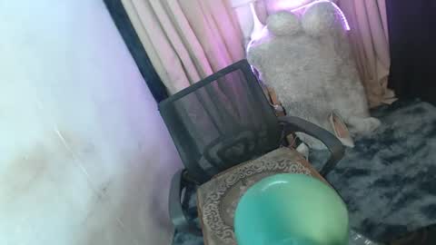  HERA  online show from March 27, 9:47 pm