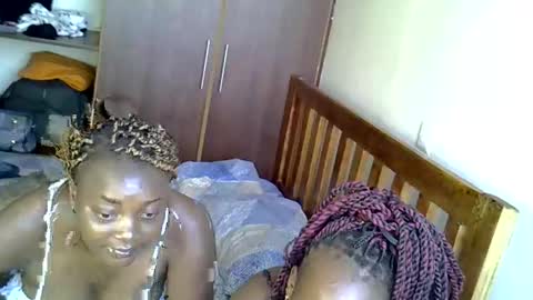 Snapshot of sassyassy_ chatting on May 22, 7:48 am sassyassy_ online show from May 22, 7:48 am