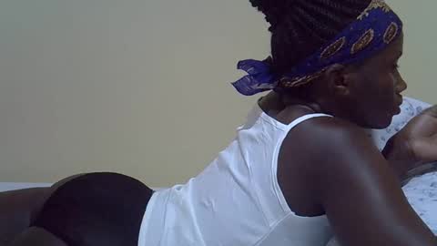 Snapshot of sassybabe20 chatting on October 2, 6:48 pm sassybabe20 online show from October 2, 6:48 pm