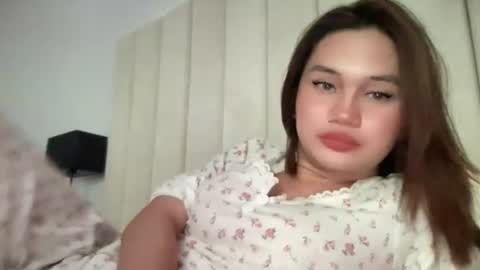Snapshot of sassybaby1 chatting on July 2, 7:25 am Kylie Wilson online show from July 2, 7:25 am