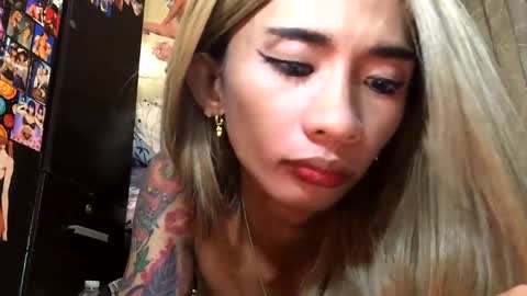 Snapshot of sassybaby1998 chatting on February 22, 12:38 am Princess online show from February 22, 12:38 am