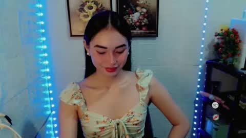 Snapshot of sassychixx699 chatting on November 10, 1:10 pm Arci online show from November 10, 1:10 pm