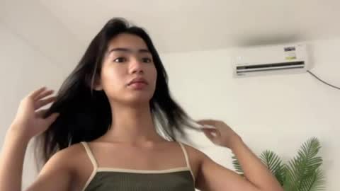 Snapshot of sassykayla chatting on August 6, 8:38 am sassykayla online show from August 6, 8:38 am