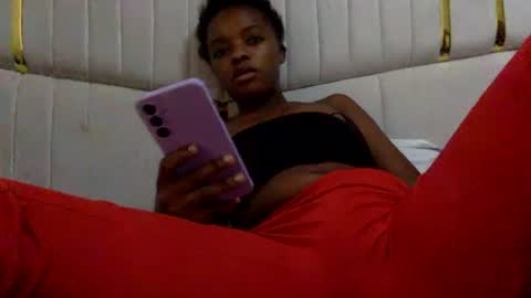 Snapshot of sassylilmama chatting on June 16, 3:53 am sassylilmama online show from June 16, 3:53 am
