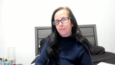 sassypeachgoddess online show from October 25, 12:13 pm