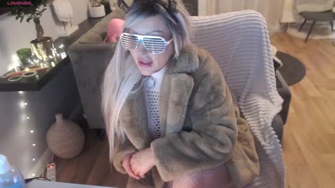 Snapshot of sastina chatting on January 1, 5:33 am sastina online show from January 1, 5:33 am