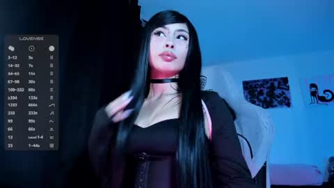Snapshot of satanbabee_ chatting on June 12, 11:03 pm im expecting 300 thumbs up on my altar online show from June 12, 11:03 pm