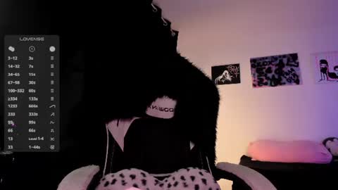 Snapshot of satanbabee_ chatting on June 14, 2:24 am im expecting 300 thumbs up on my altar online show from June 14, 2:24 am
