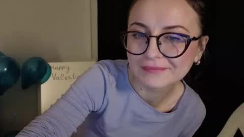 Lori online show from February 15, 6:26 pm