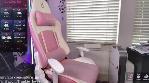 Snapshot of saturnine_princess chatting on September 8, 7:46 pm Saturn Girl online show from September 8, 7:46 pm