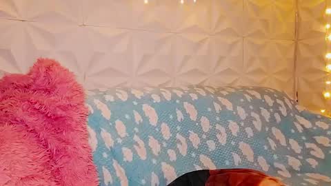 Gina George online show from June 25, 11:20 pm