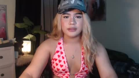 Snapshot of saucey_rhed chatting on January 30, 8:32 am RHED online show from January 30, 8:32 am