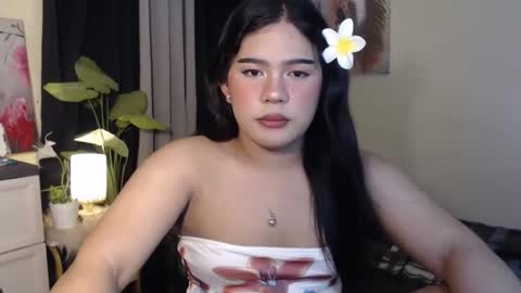 Snapshot of saucey_rhed chatting on February 3, 12:47 pm RHED online show from February 3, 12:47 pm