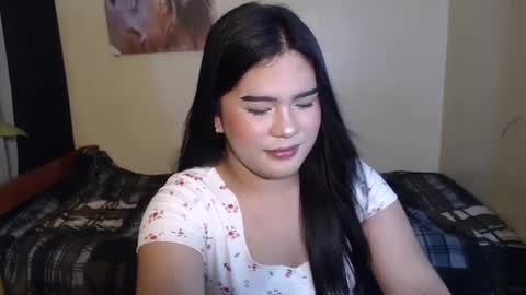 Snapshot of saucey_rhed chatting on March 12, 2:56 pm RHED online show from March 12, 2:56 pm