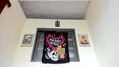 Zaren online show from February 19, 7:32 pm