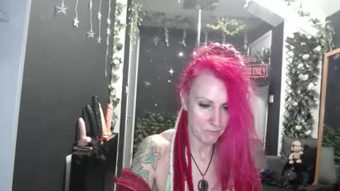 SaucySky online show from February 23, 10:01 am