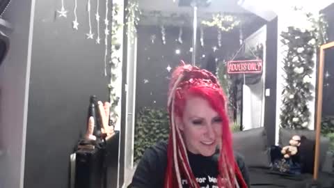 SaucySky online show from March 28, 9:25 pm