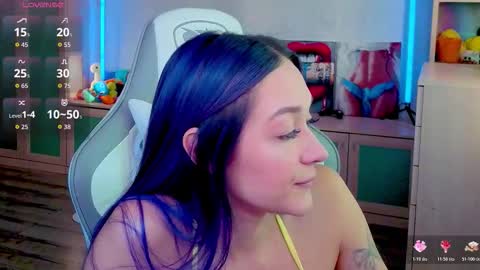 Ariel online show from October 18, 3:42 am