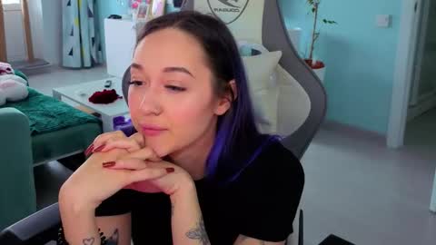 Ariel online show from March 19, 4:38 am