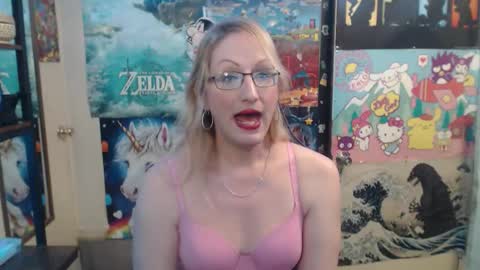 Savanah online show from March 25, 9:32 pm