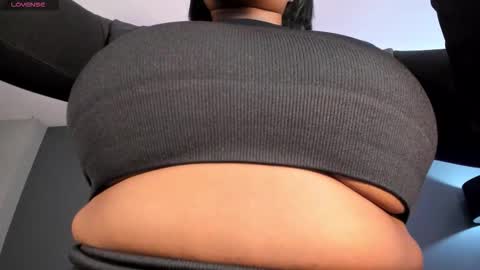 S a v a n n a h  online show from February 6, 8:12 pm