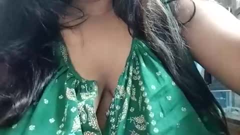 Snapshot of savita0969 chatting on May 12, 2:08 am Anjali online show from May 12, 2:08 am