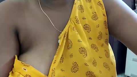 Snapshot of savita0969 chatting on May 14, 4:41 am Anjali online show from May 14, 4:41 am