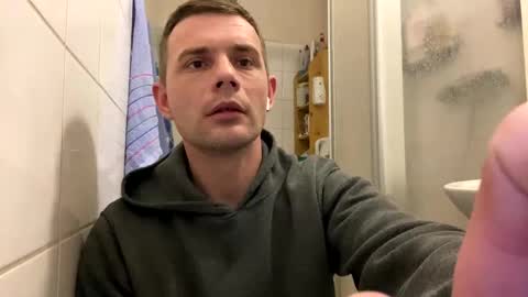 Snapshot of sawa08051989 chatting on December 29, 3:57 pm chamomile online show from December 29, 3:57 pm