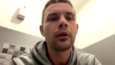 Snapshot of sawa08051989 chatting on January 2, 10:11 pm chamomile online show from January 2, 10:11 pm