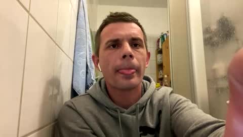 chamomile online show from November 14, 9:35 pm