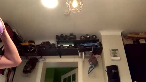 saxonialatexdude online show from May 13, 5:16 am