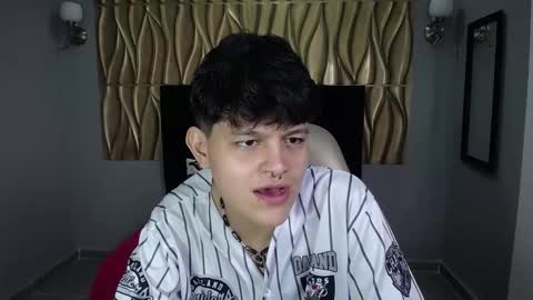 Snapshot of sayd_23 chatting on December 6, 9:24 pm sayd_23 online show from December 6, 9:24 pm