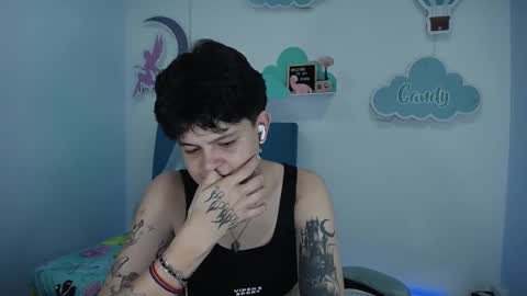 Snapshot of sayd_23 chatting on January 24, 1:03 am sayd_23 online show from January 24, 1:03 am