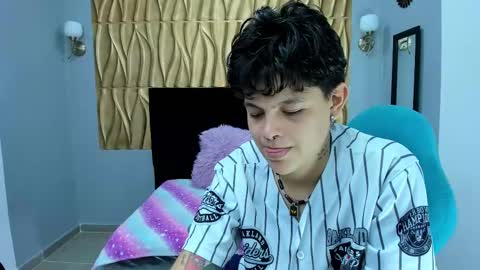 Snapshot of sayd_23 chatting on February 2, 8:30 pm sayd_23 online show from February 2, 8:30 pm