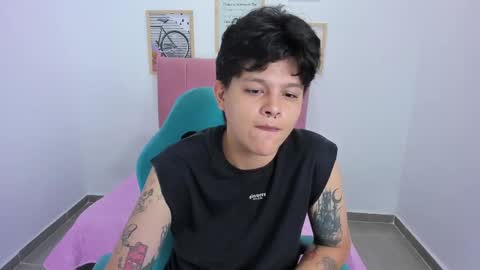 Snapshot of sayd_23 chatting on February 9, 2:38 am sayd_23 online show from February 9, 2:38 am