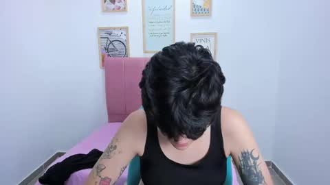 Snapshot of sayd_23 chatting on February 9, 8:44 am sayd_23 online show from February 9, 8:44 am