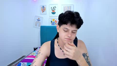 Snapshot of sayd_23 chatting on March 3, 5:20 am sayd_23 online show from March 3, 5:20 am