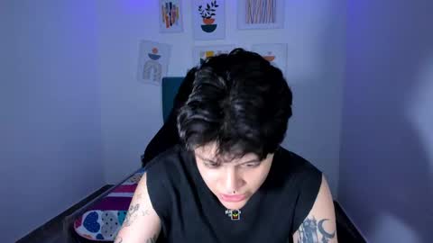 Snapshot of sayd_23 chatting on March 3, 8:27 am sayd_23 online show from March 3, 8:27 am