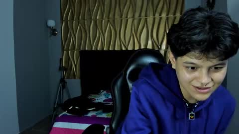 Snapshot of sayd_23 chatting on March 5, 5:40 am sayd_23 online show from March 5, 5:40 am