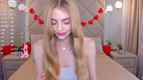 Snapshot of sayl0r_moon chatting on February 27, 12:21 am Kira GMT 7 Mon Thu-Sun 0800am-0200pm online show from February 27, 12:21 am