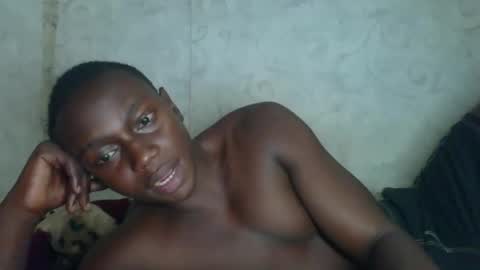 saylich online show from December 14, 3:17 pm