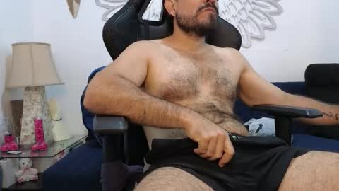 sebastian   muscleman  daddy   the better  latin  lover   online show from March 12, 1:17 pm