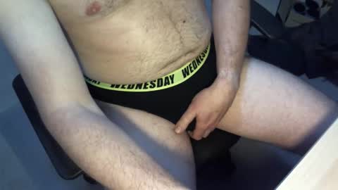 Snapshot of sc1981 chatting on October 8, 4:43 am sc1981 online show from October 8, 4:43 am