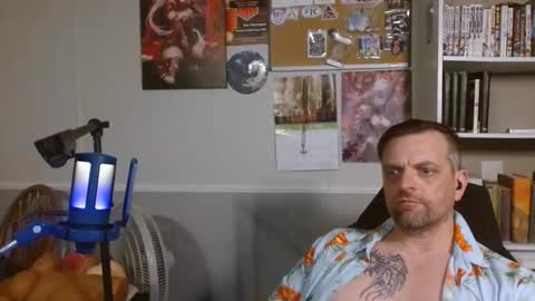 Kent Clark online show from April 12, 6:18 am