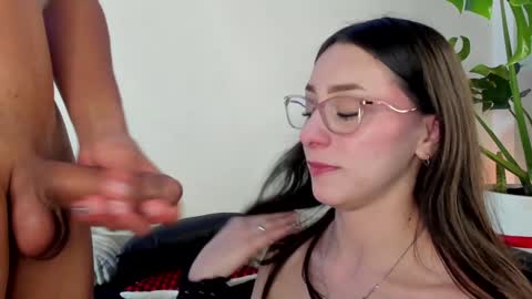 Snapshot of scarett_jackson chatting on December 29, 12:20 am Scarett Jackson online show from December 29, 12:20 am