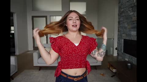 Snapshot of scarlajade chatting on January 7, 9:35 pm scarlajade online show from January 7, 9:35 pm