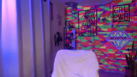Snapshot of scarlat_diamond chatting on June 6, 3:44 am Scarlat Diamond online show from June 6, 3:44 am