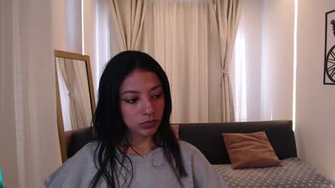 Snapshot of scarleet_miaa chatting on June 11, 7:23 pm Scaelet Mia online show from June 11, 7:23 pm
