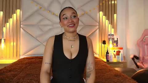 scarleett_ebony online show from February 26, 7:35 pm